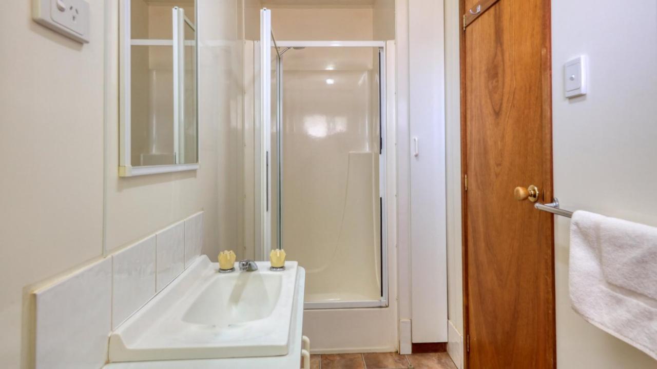 Cobar Caravan Park Esterno foto