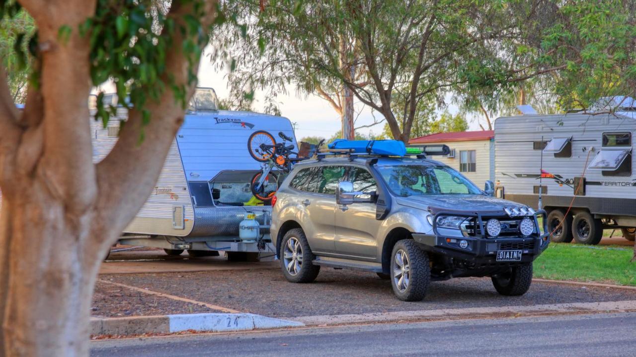 Cobar Caravan Park Esterno foto