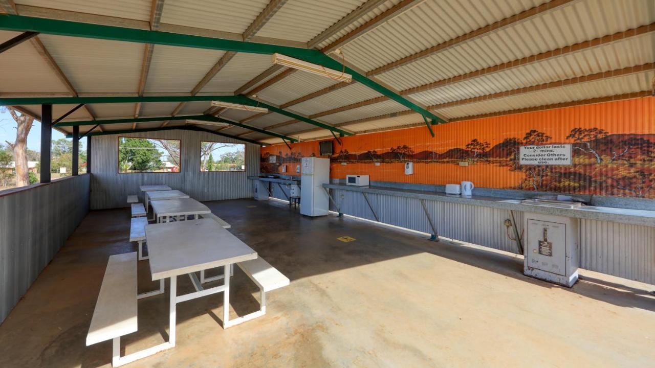 Cobar Caravan Park Esterno foto
