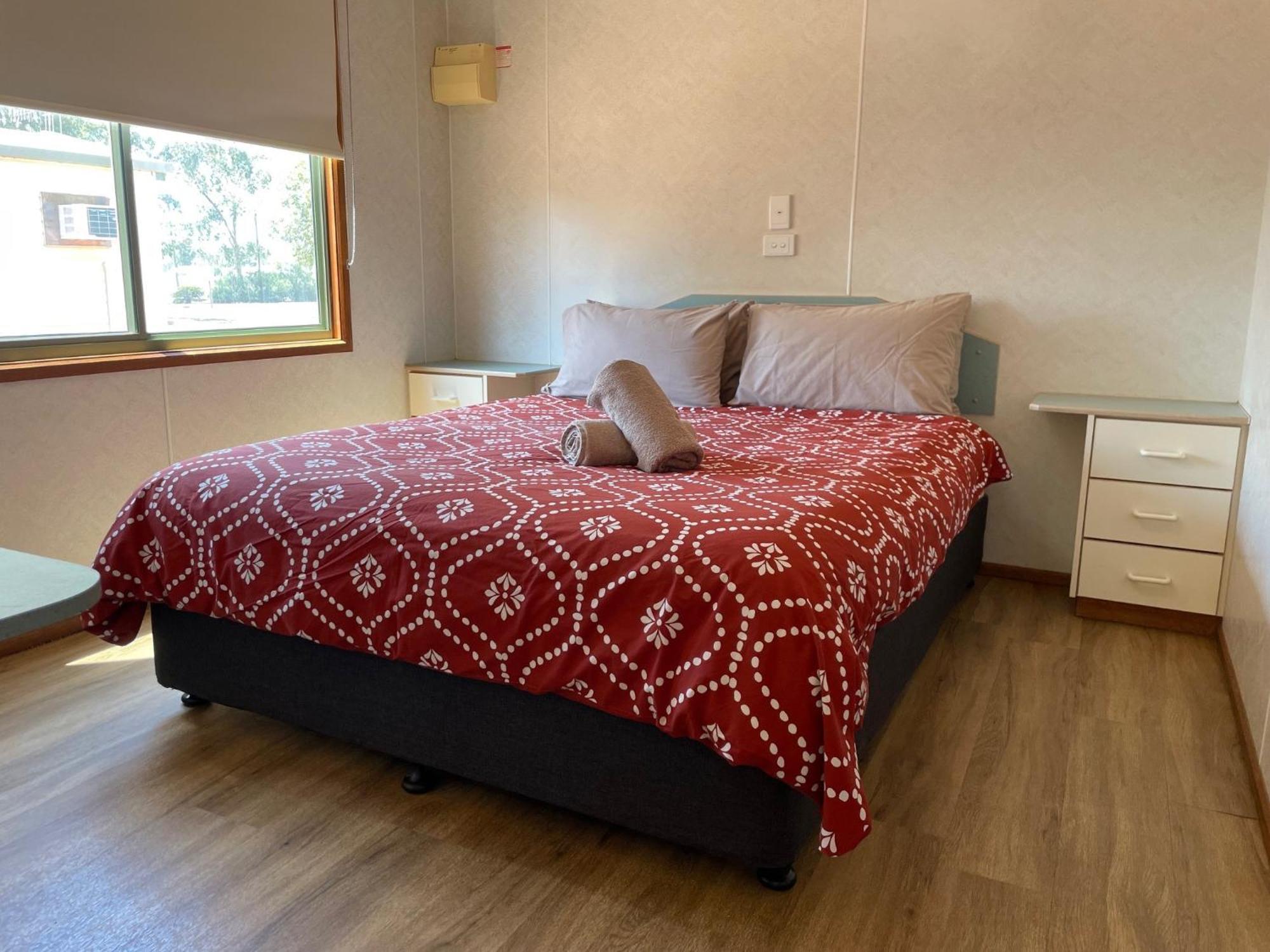 Cobar Caravan Park Esterno foto